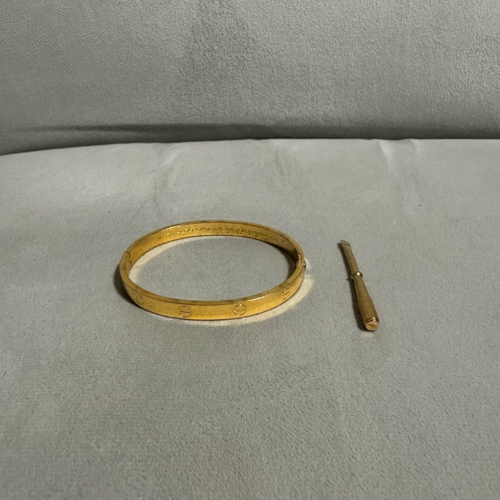 Aldo Cipullo screw bangle